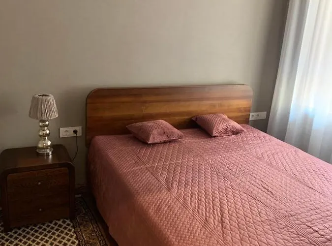 Cathedral 아파트 *